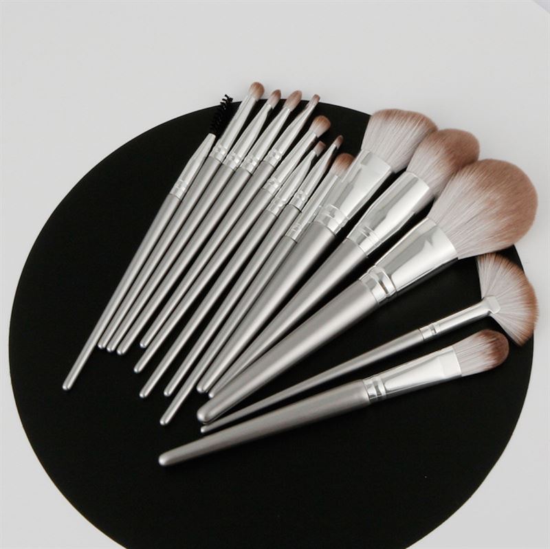 Technique PRO Complete Makeup Brush Set - 14 Makeup Brushes -