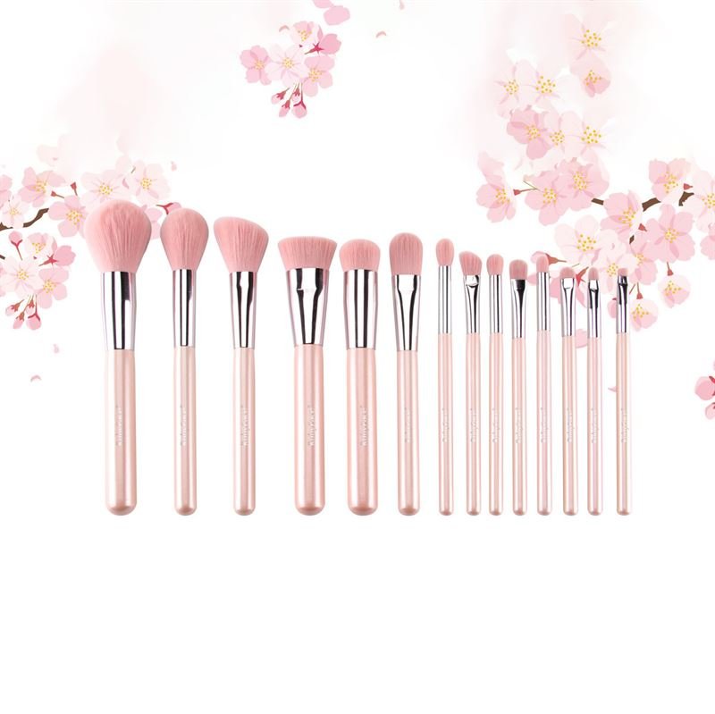 Technique PRO Essential Face Collection - 8 makeup brushes -