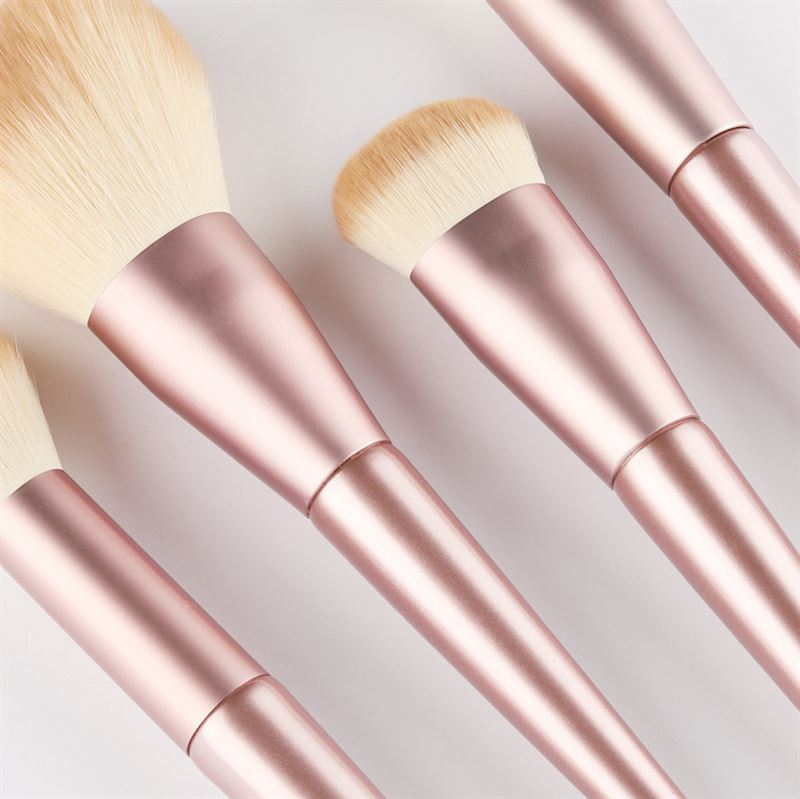 Technique PRO Radiance Makeup Brush Set - 11 Makeup Brushes -