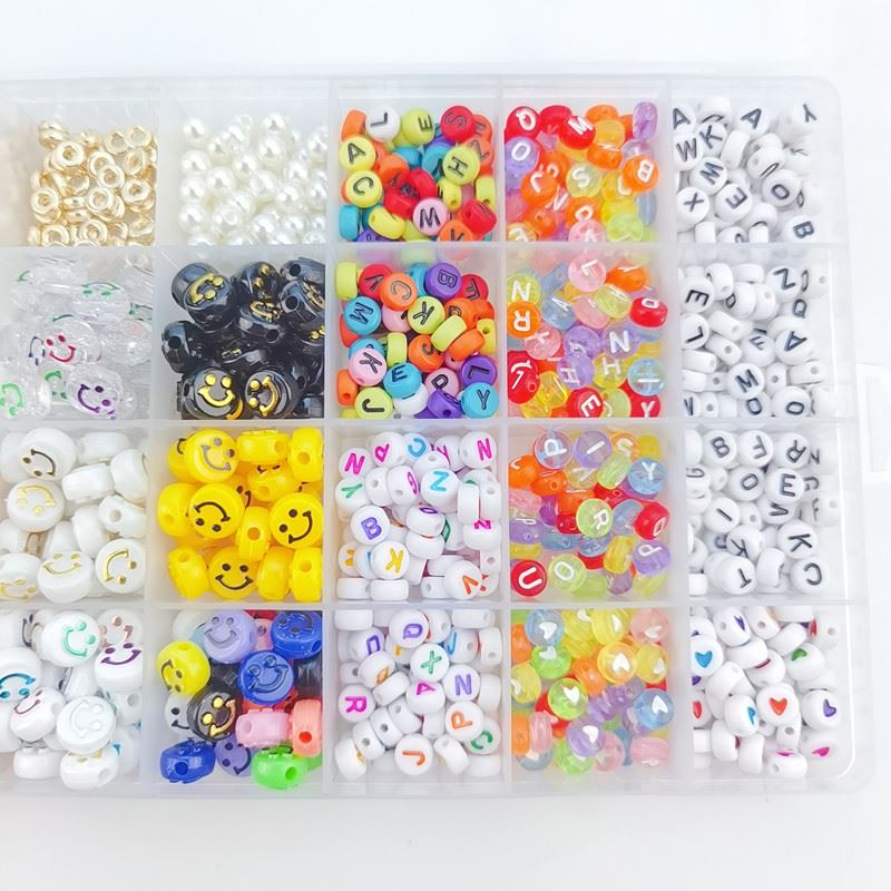 Clay Beads / Heishi Beads Merkki Kit - KREA DIY Jewellery Kit with different beads - 7000 pcs - | Fashiongirl