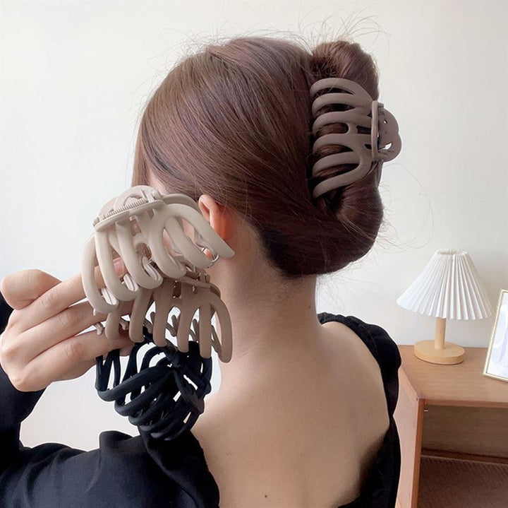 SOHO Bibiana Hair Claw - Mocha - Hair Accessories