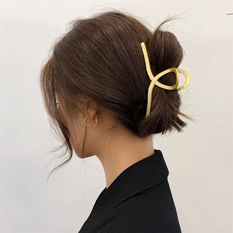 SOHO Iva Metal Hair Claw - Silver - Hair Accessories