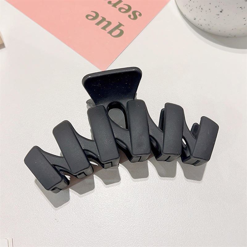 SOHO Just Hair Claw - Black - Hair Accessories
