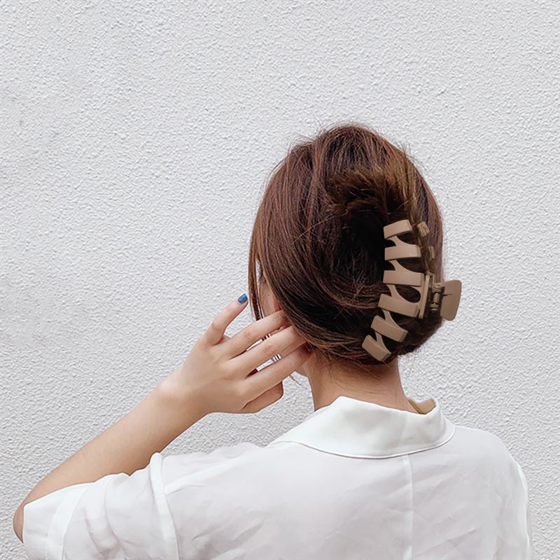 SOHO Just Hair Claw - Honeydew - Hair Accessories