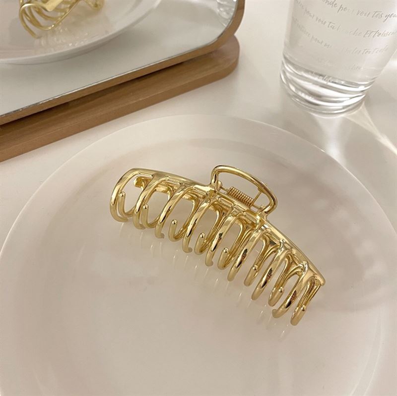 SOHO Kana Metal Hair Claw - Gold - Hair Accessories