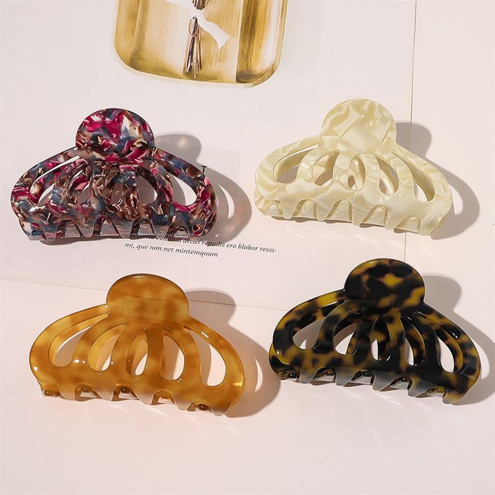 SOHO Olivia Hair Claw - Dark Tortoise - Hair Accessories