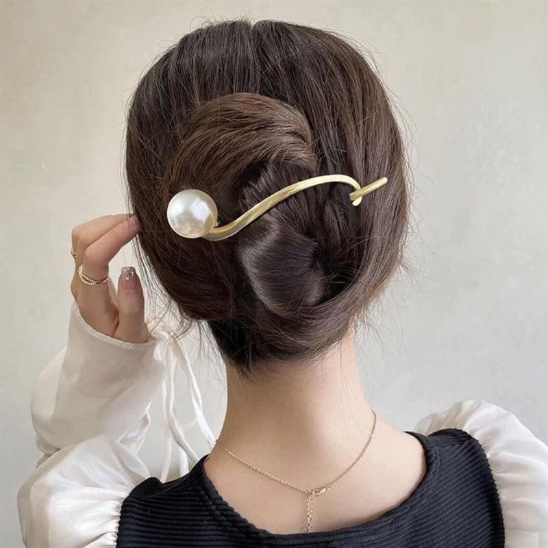SOHO Penina Hair Clip - Silver - | Fashiongirl