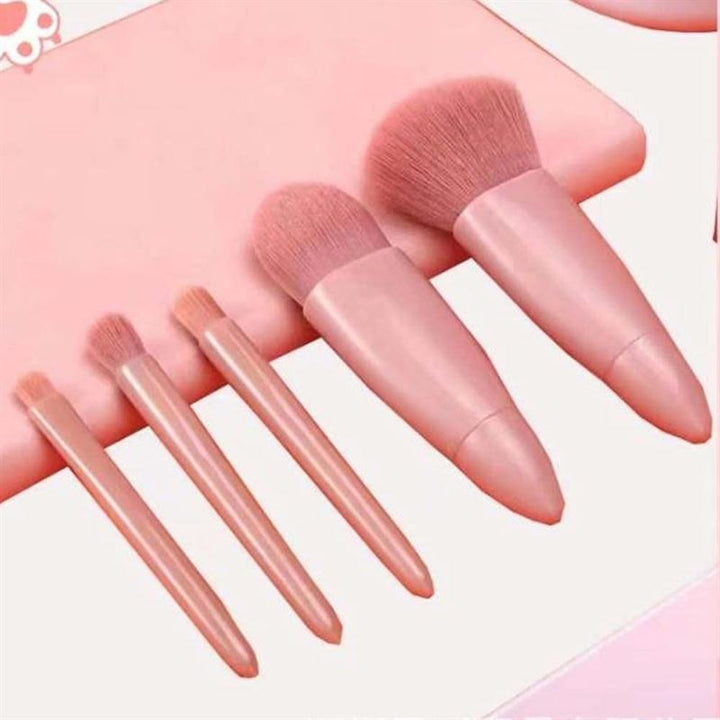 Technique PRO Travel Makeup Brush Set with 5 Brushes and Mirror - | Fashiongirl