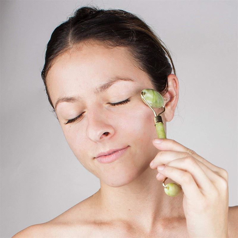 UNIQ Jade roller - Face rollers for beautiful skin - Rose - Dermaroller